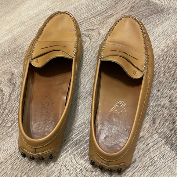Tod's Gommino Leather Driving Loafers Beige Casual Flats Size EU 37 US 7 - Picture 7 of 7